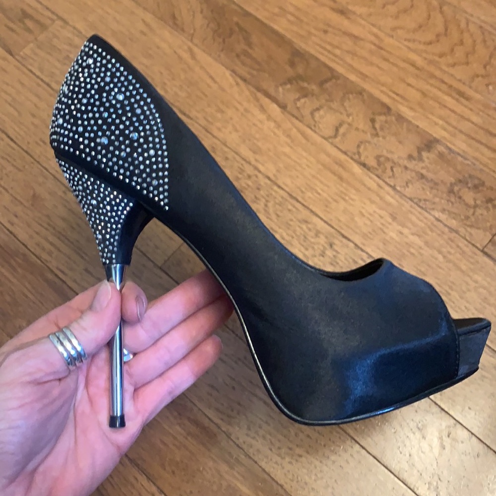 High heels - Picture 2 of 9